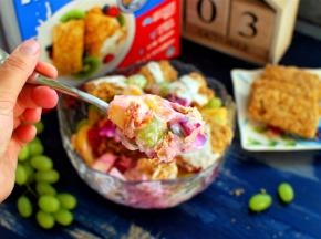 吃前稍微拌一下即可。这个量是3人份的，一家人一起享用吧！