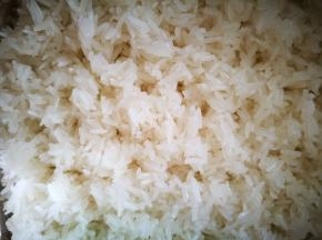 开大火，烧开后转中小火，我蒸了50分钟就熟了，糯米不同，可以中途尝试米有没有熟