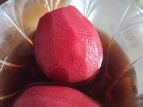 冰箱冷藏浸泡一夜的雪梨