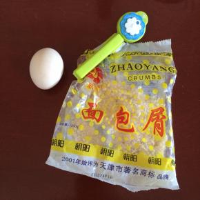 鸡蛋、面包屑