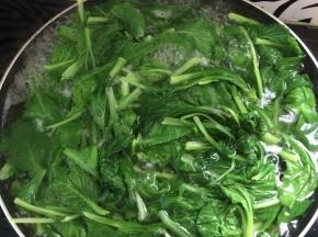 大约焯2分钟即可