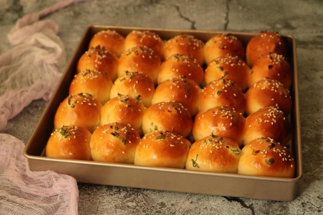 葱香芝麻小餐包