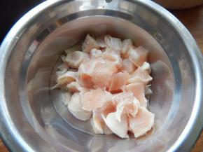 鸡肉切丁