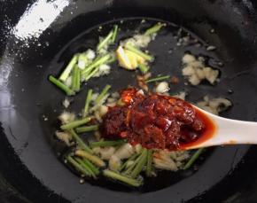 加两勺郫县红油豆瓣酱