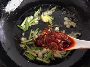 加两勺郫县红油豆瓣酱