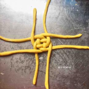 再逆时针向左编