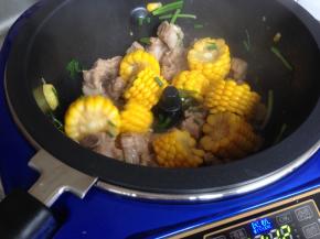 剩余1分钟时，加入葱段