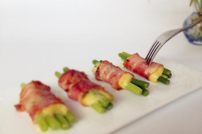 芝士培根蒜苗卷