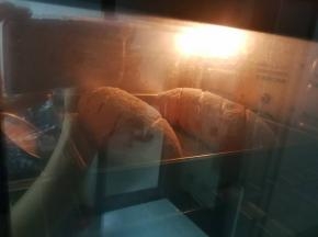 烤箱预热175度35分钟，根据自己烤箱来决定烘烤