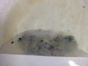 然后卷起,两头朝里对折（对折图忘记拍了）