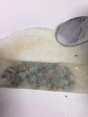 再用面糊封口.