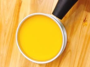 取出用电风吹沿模具四周吹一分钟脱模即可