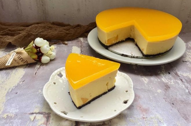 8寸芒果慕斯蛋糕