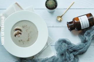 煮开后关火盛出，装饰即可