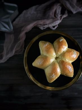 有点酸酸的口感，喜欢百香果的小伙伴应该会喜欢的~~