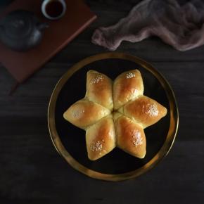 很软的一款面包。