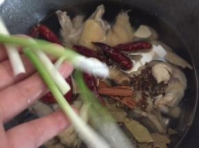 放入葱白