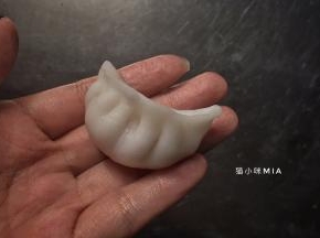 手残党觉得，能包出来就不错了