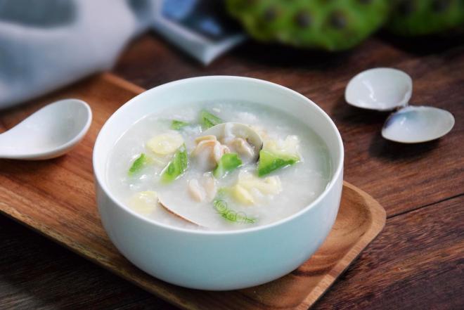 丝瓜海蚌莲子粥