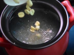 再加入莲子