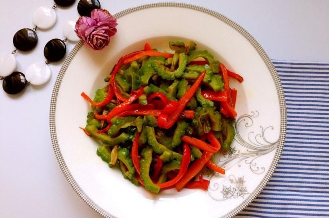 家常炒苦瓜
