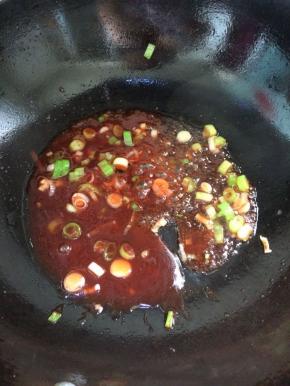 加入番茄酱炒一会