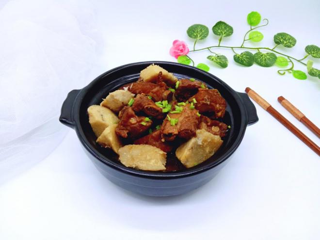 芋头烧排骨