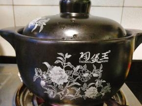 盖上盖子大火烧开，转小火，15分钟左右即可