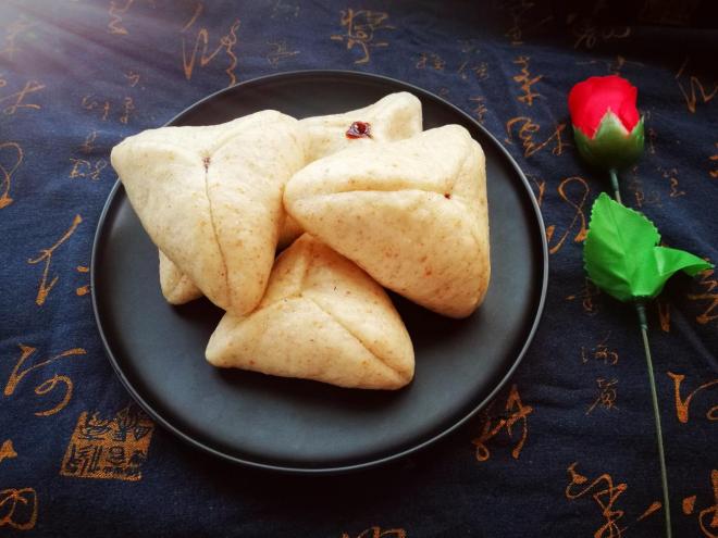 全麦红糖三角包