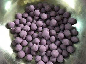 再搓成小丸子。