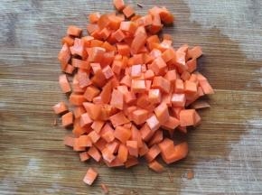 胡萝卜切丁
