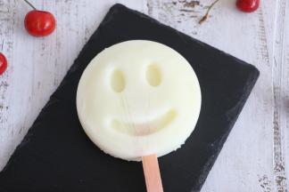 这么漂亮的雪糕，都有点不忍下口哦。