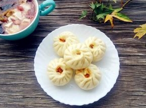 蒸好停两分钟再掀盖。