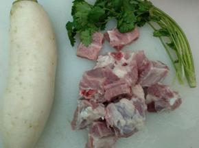 准备食材。