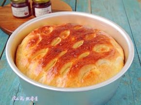 出炉后倒出冷却即可