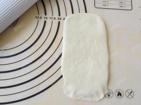 翻面整理一下，将底边压薄