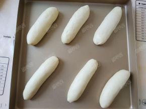排入烤盘，发酵至2倍大