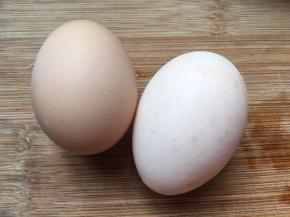 鸡蛋两个