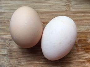 鸡蛋两个