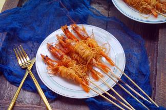 蘸上番茄酱味道也不错哦，小朋友特别喜欢这样吃