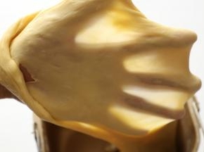 揉至手膜阶段。