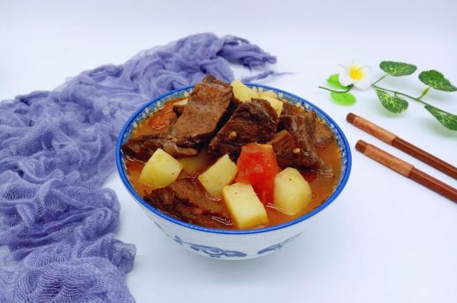 番茄土豆炖牛肉