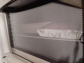 10.	烤箱预热，上下火，中层，170度，烤25分钟左右，注意大约烤8分钟左右要加盖锡纸，防止上色过重，