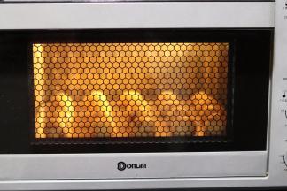 静静观察面团膨胀……