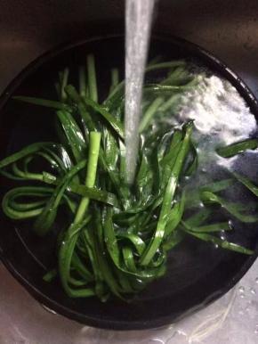 立马捞出冲冷水