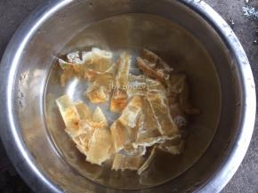 鱼胶提前浸泡2小时