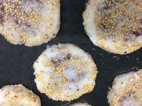 煎成金黄色即可