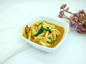 大杂烩年糕汤就可以吃了。