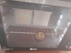 烤箱170度预热10分钟，然后170度烤30分钟。