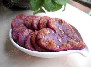 晾凉温热食用口感最佳。